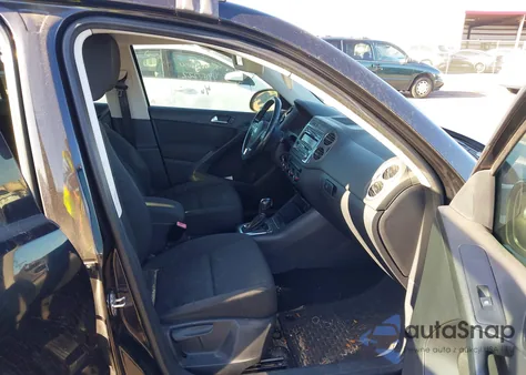 2014 Volkswagen Tiguan S from USA, damaged, VIN WVGAV3AXXEW527966